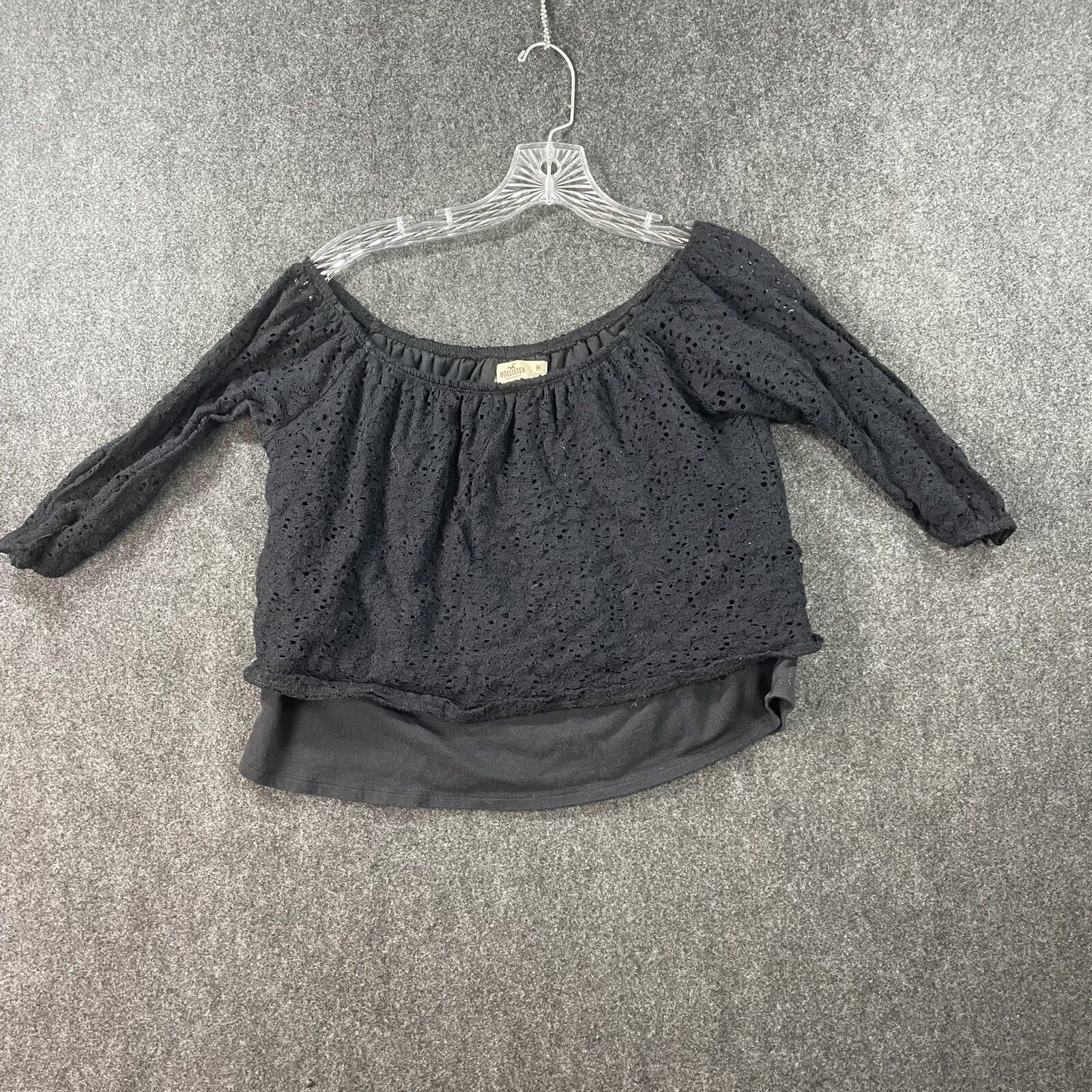 Hollister Top Women's Medium Blue Lace Eyelet Design Cropped Off Shoulder Blouse